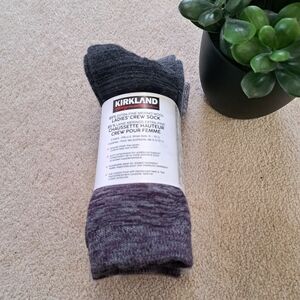 Kirkland Signature Ladies Merino Wool Socks 4 Pack Crew Shoe Size 6-10.5 NEW